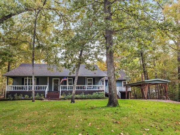 109 King Lyle Road , Scroggins, TX 75480