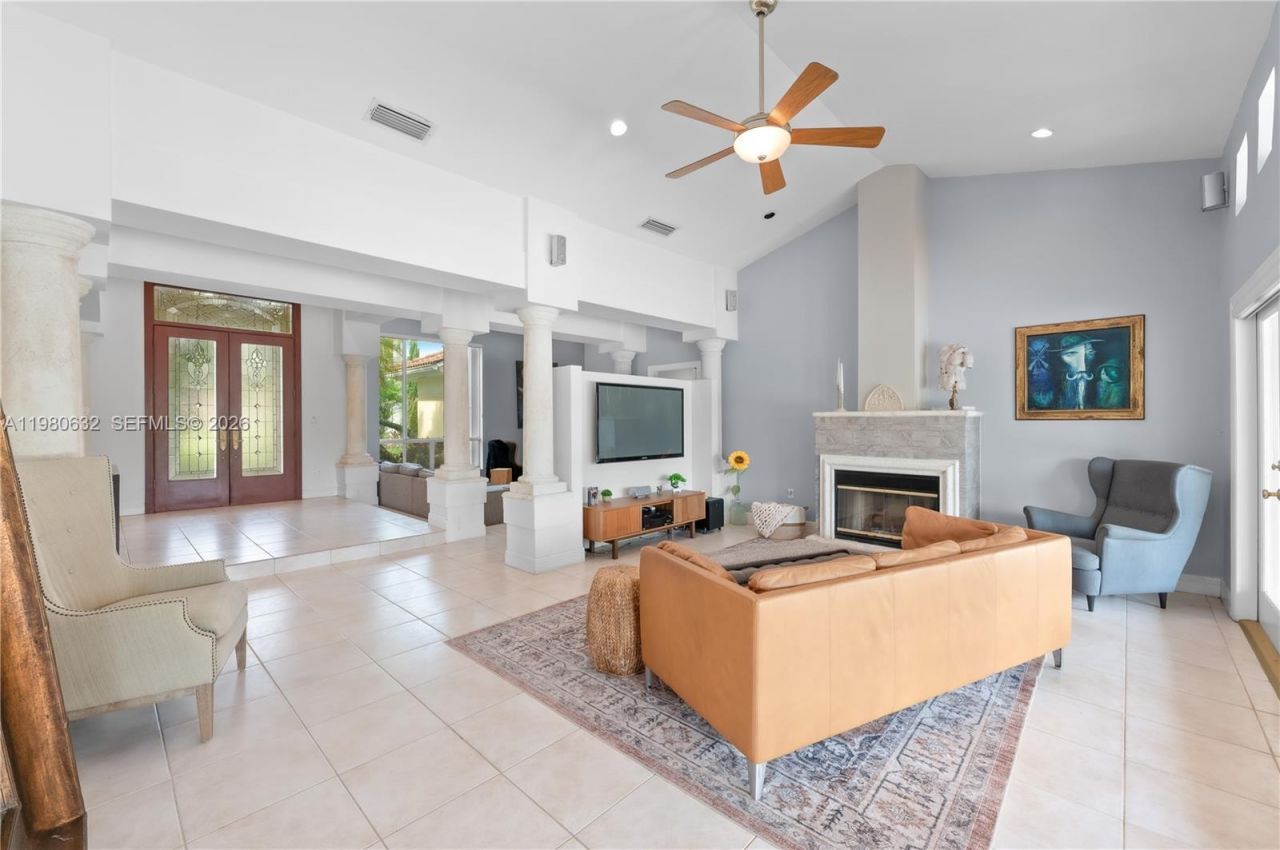 16701 SW 84th Ct, Palmetto Bay, FL 33157 Photo