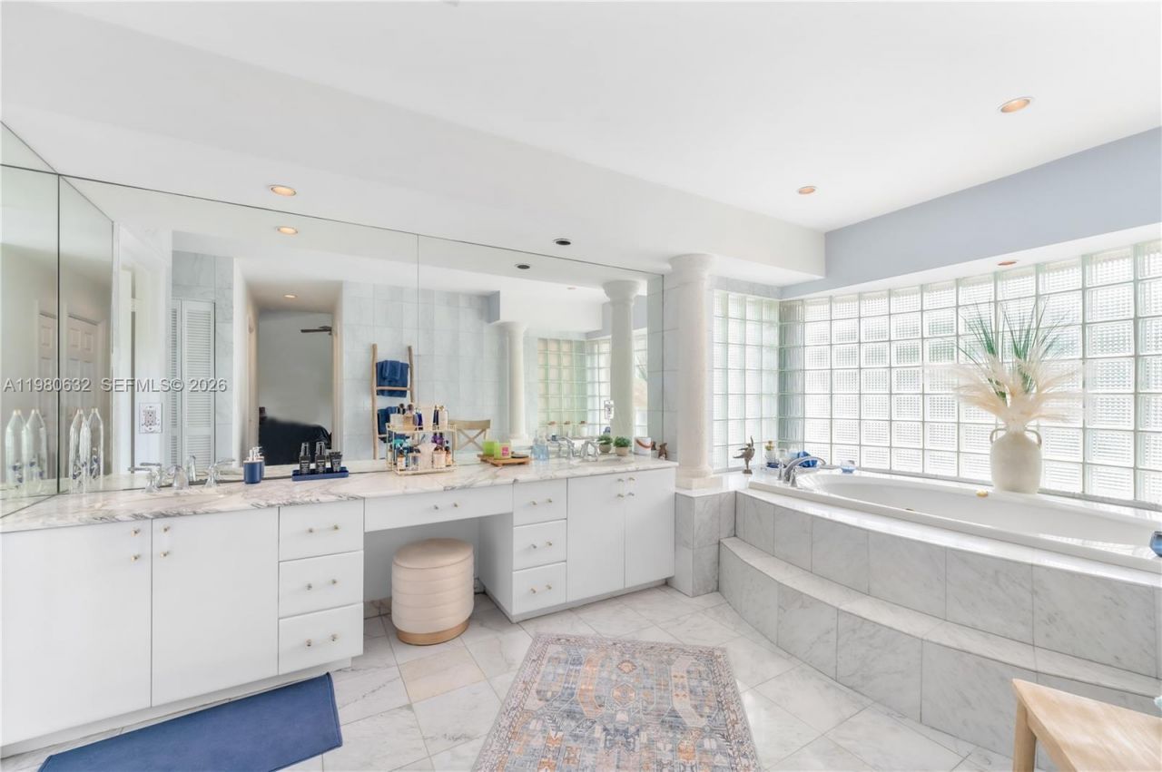 16701 SW 84th Ct , Palmetto Bay, FL 33157 Photo