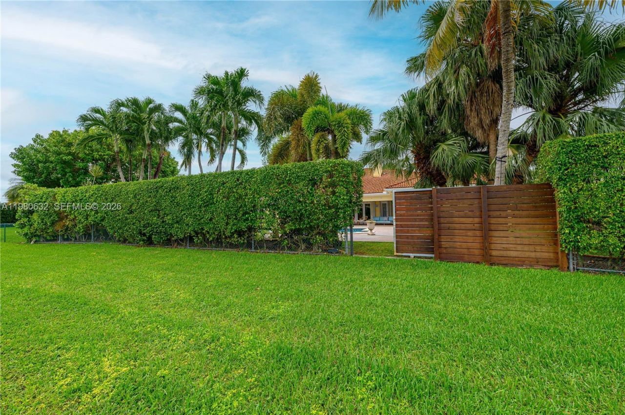 16701 SW 84th Ct , Palmetto Bay, FL 33157 Photo