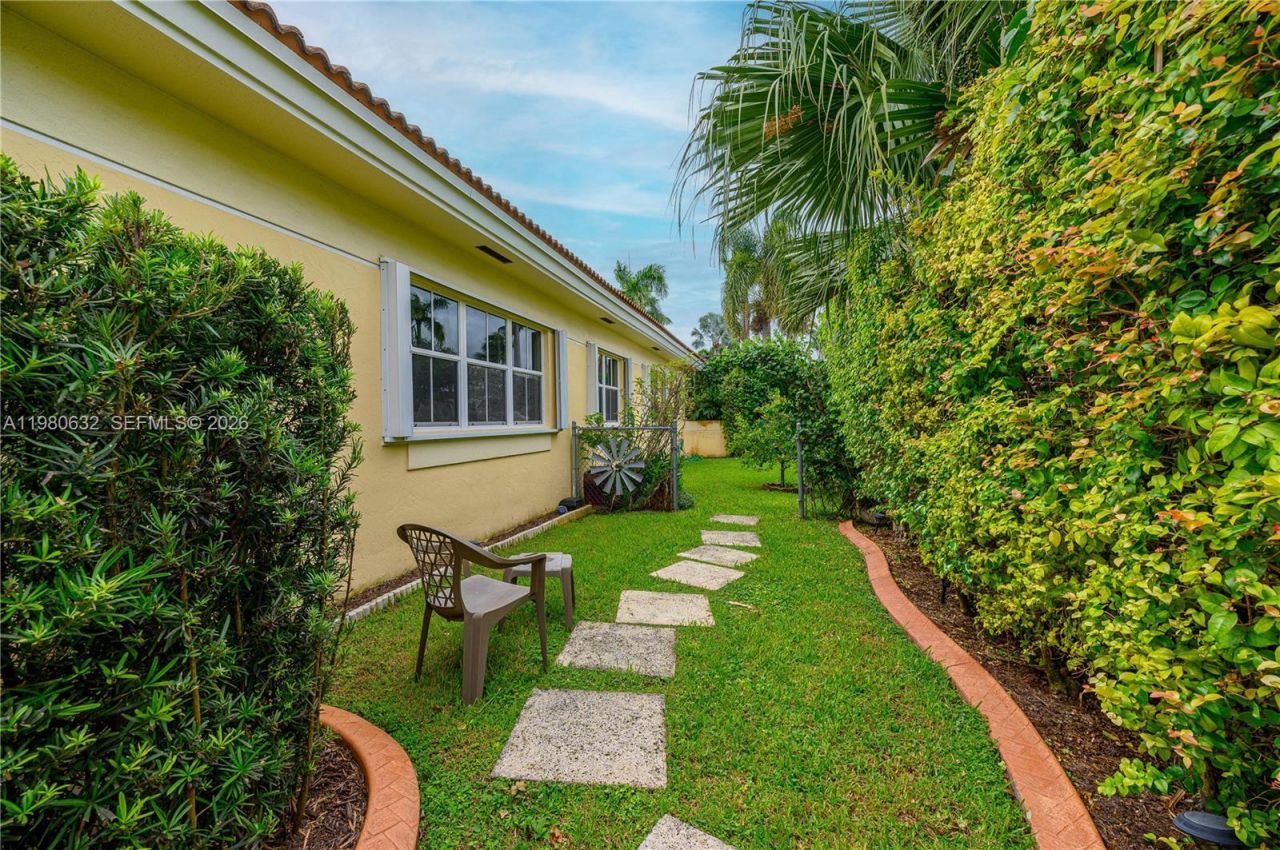 16701 SW 84th Ct , Palmetto Bay, FL 33157 Photo