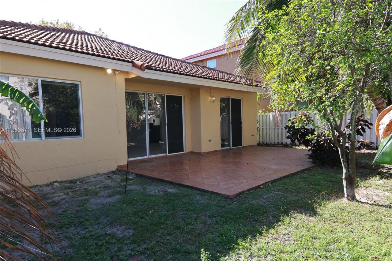 5321 SW 130th Ter, Miramar, FL 33027 Photo