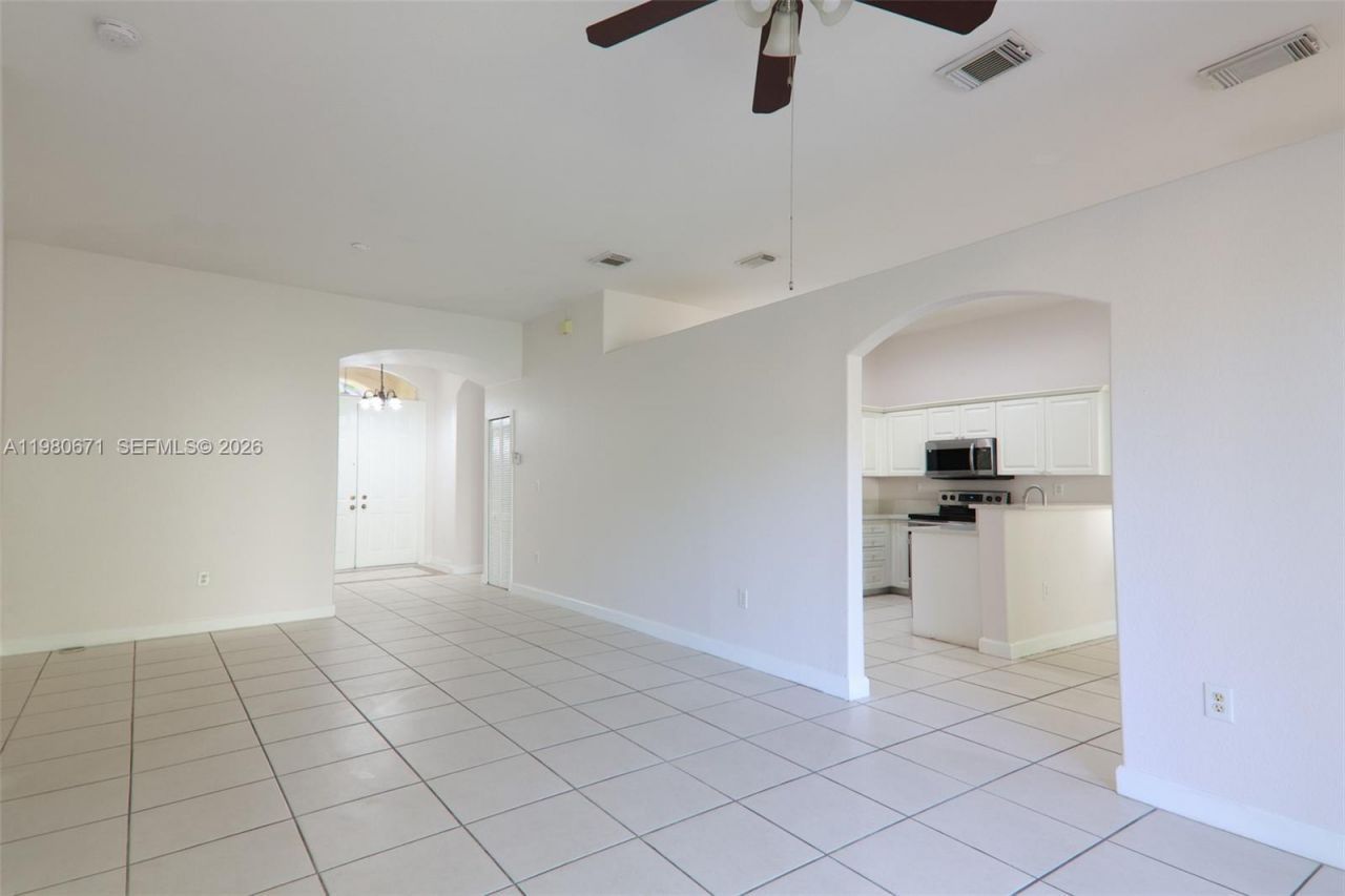 5321 SW 130th Ter, Miramar, FL 33027 Photo