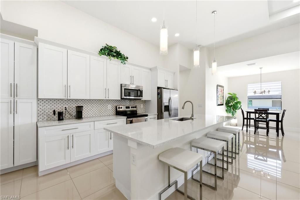 1429 NE 6th Ave , Cape Coral, FL 33909 Photo