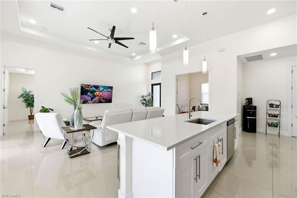 1429 NE 6th Ave , Cape Coral, FL 33909 Photo