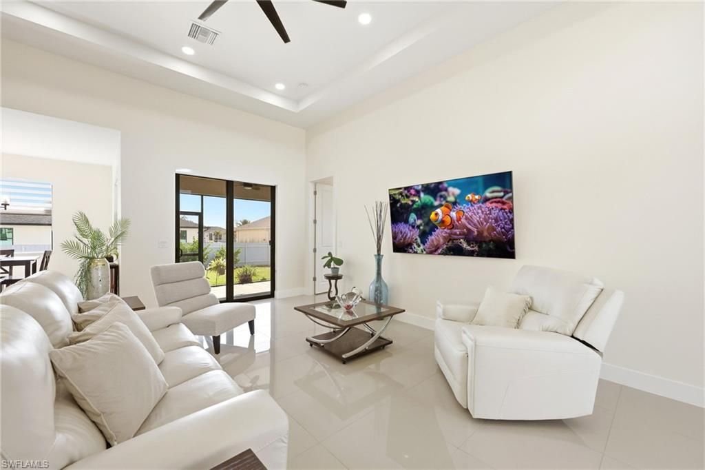 1429 NE 6th Ave , Cape Coral, FL 33909 Photo