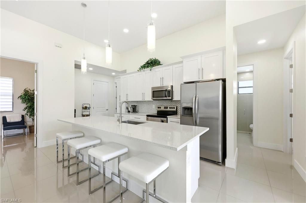 1429 NE 6th Ave , Cape Coral, FL 33909 Photo