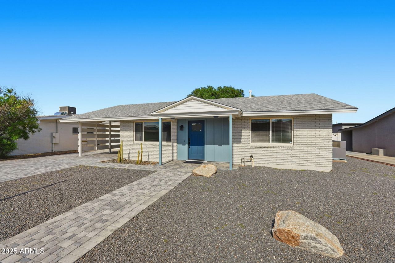 10002 W Tarrytown Avenue, Sun City, AZ 85351 Main Photo