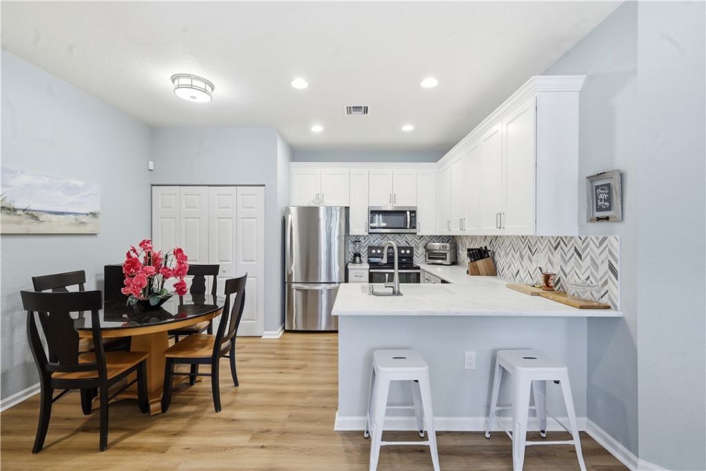 2619 Langrove Lane Sw, Unit 2619, Vero Beach, FL 32962 Photo