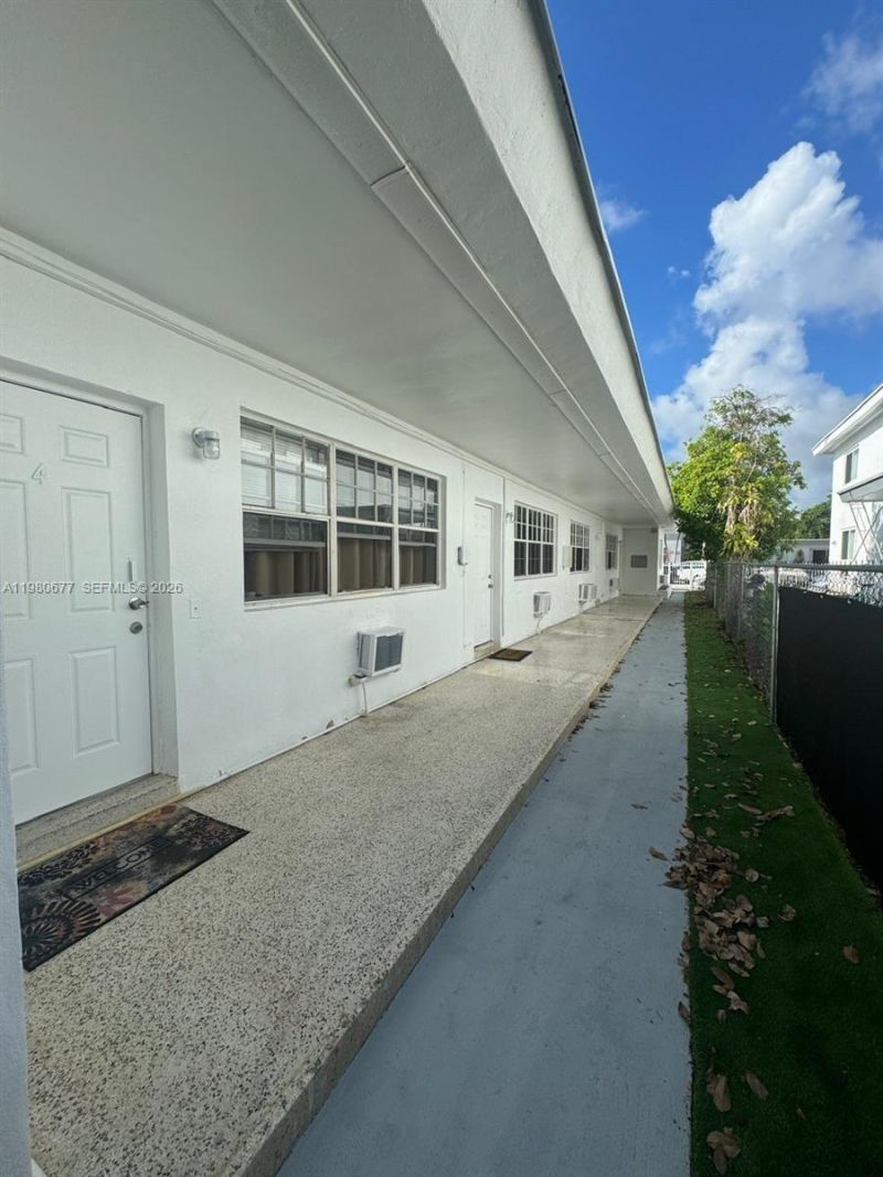 Please Call For Address, Miami Beach, FL 33141 Photo