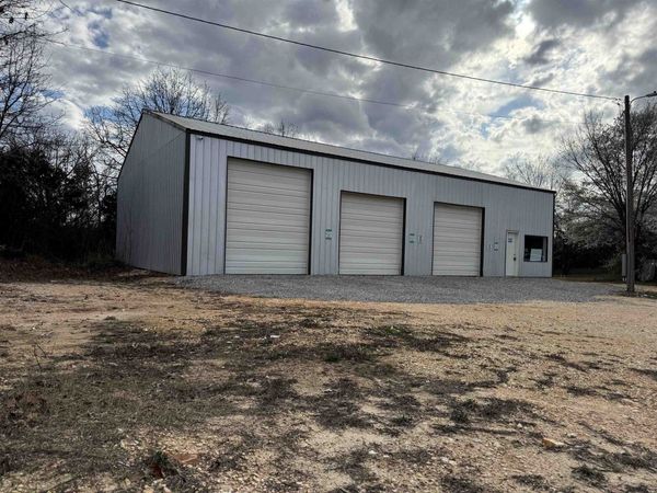 6906 62/412 Highway, Viola, AR 72583