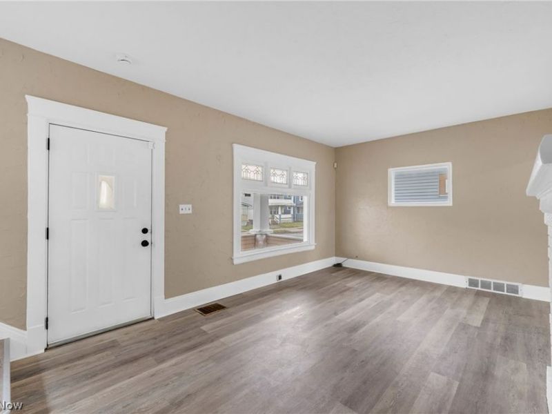 3331 E 145th Street, Cleveland, OH 44120 Photo 6