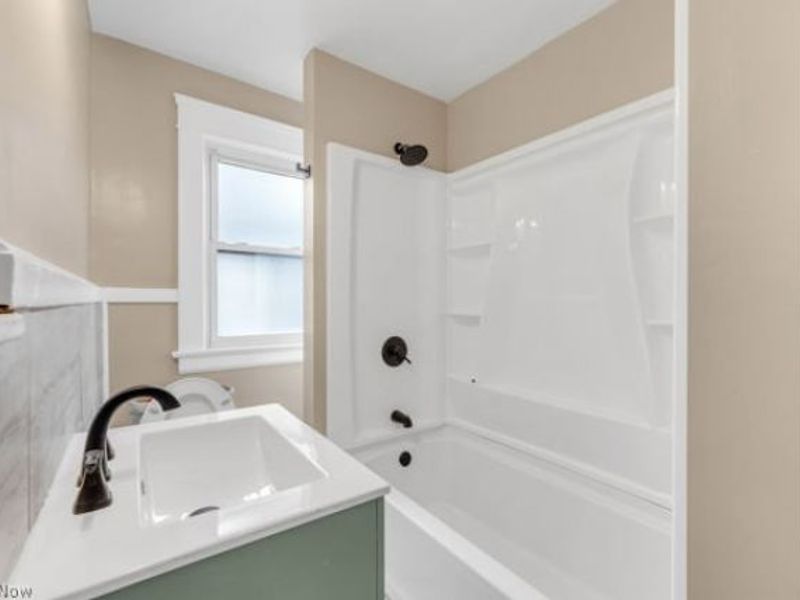 3331 E 145th Street, Cleveland, OH 44120 Photo 8