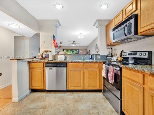 3777 NW 78th Ave , Unit 15G, Davie, FL 33024