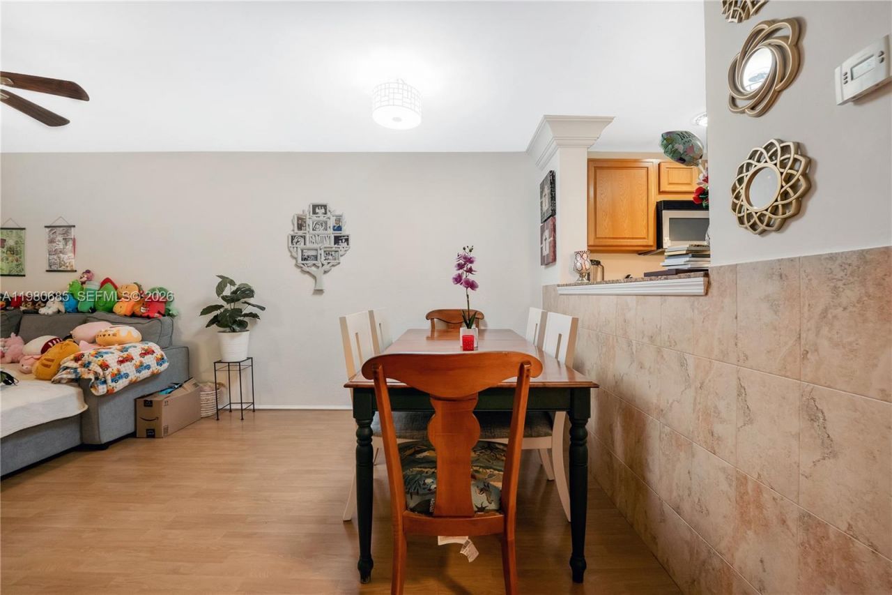 3777 NW 78th Ave , Unit 15G, Davie, FL 33024 Photo