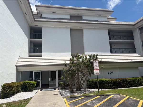721 N PINE ISLAND ROAD, Unit 401, PLANTATION, FL 33324