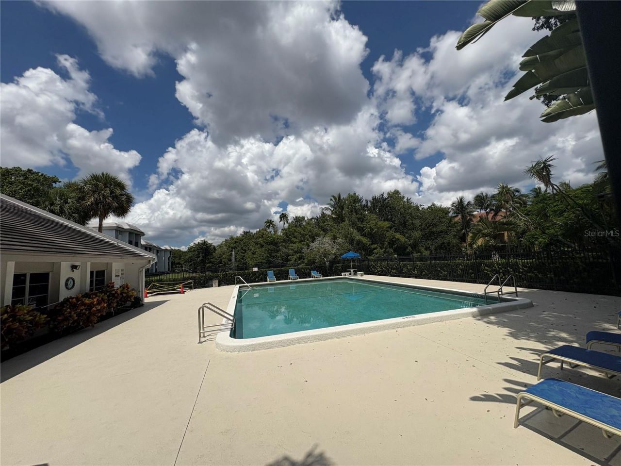 721 N Pine Island Road, Unit 401, Plantation, FL 33324 Photo