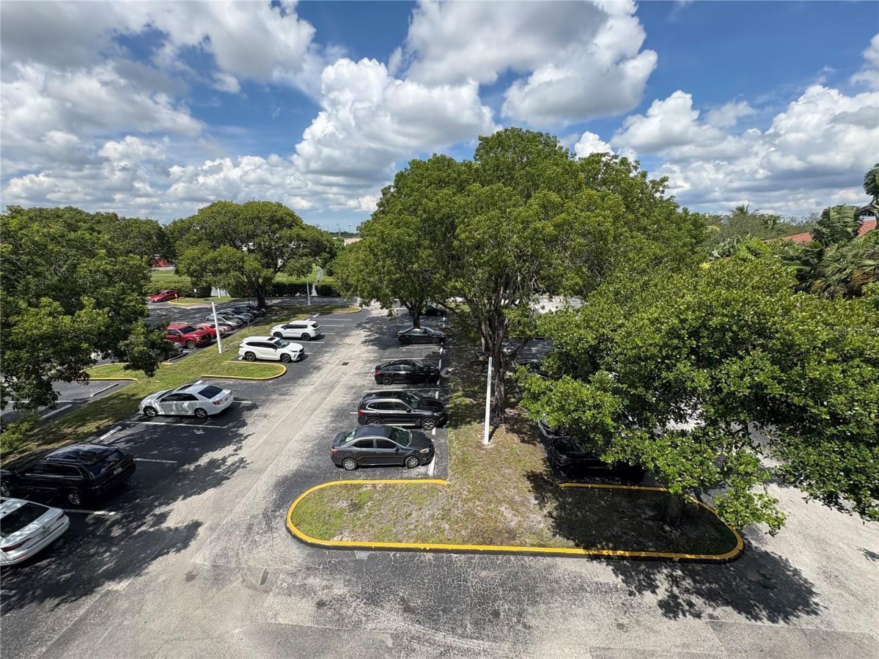 721 N Pine Island Road, Unit 401, Plantation, FL 33324 Photo