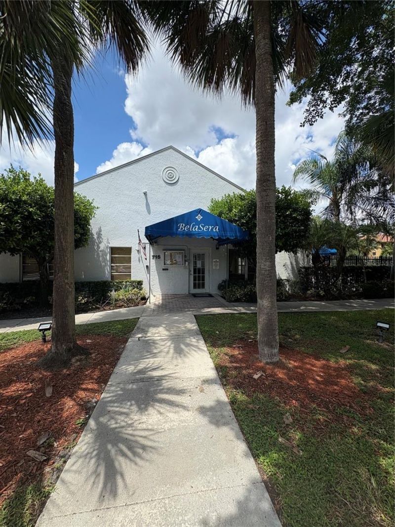 721 N Pine Island Road, Unit 401, Plantation, FL 33324 Photo