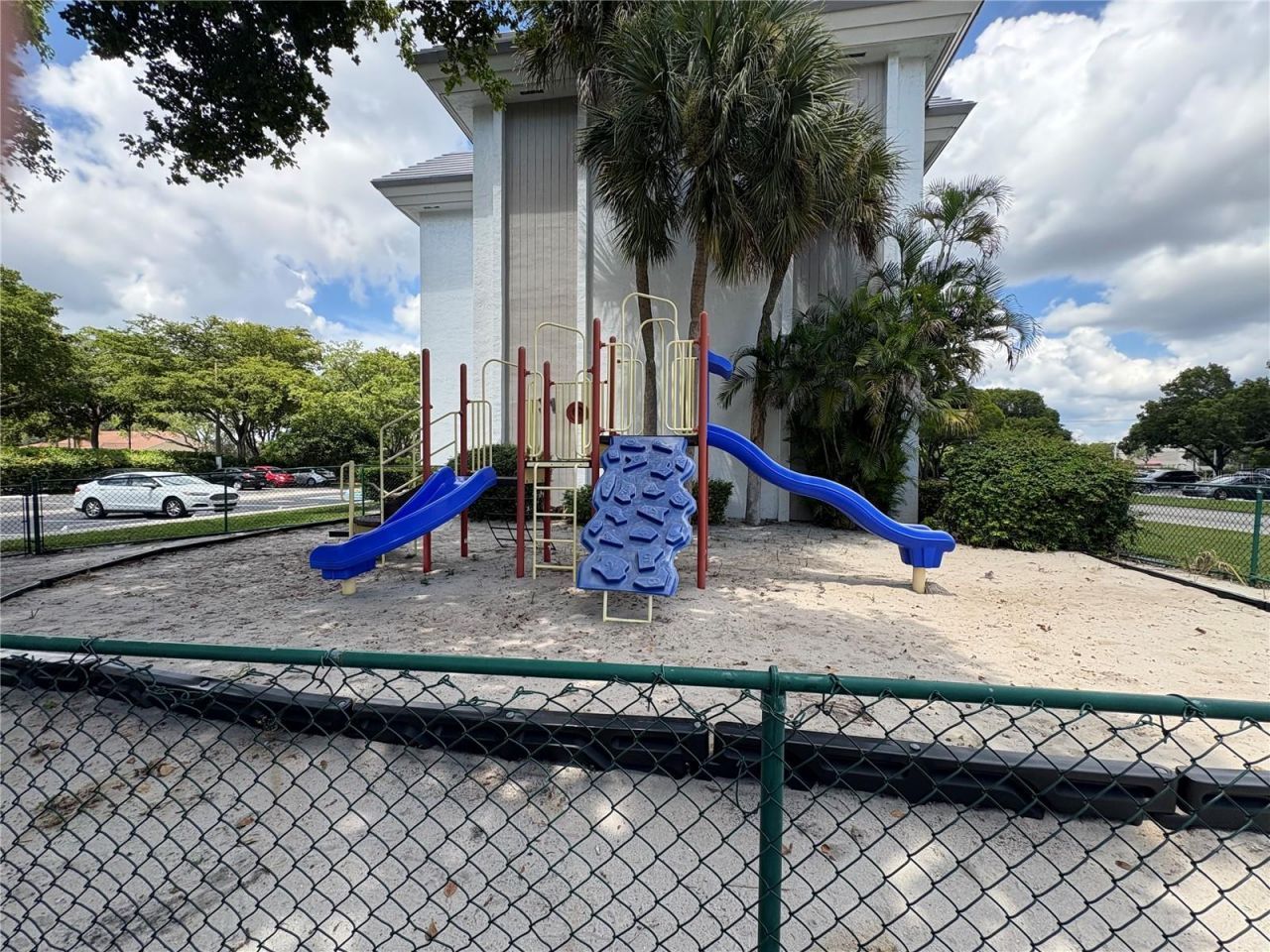 721 N Pine Island Road, Unit 401, Plantation, FL 33324 Photo