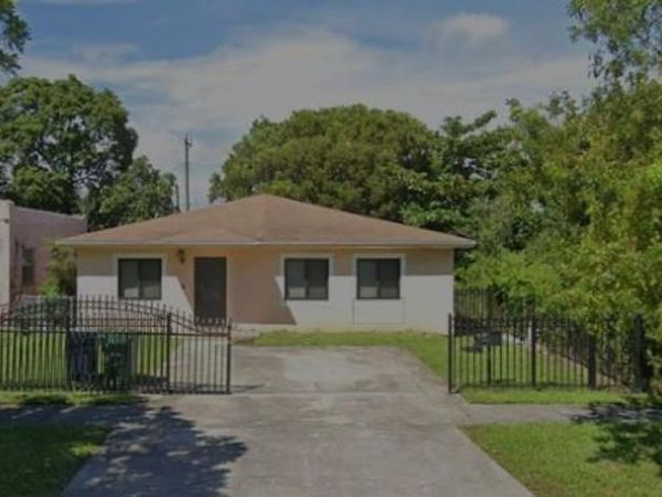 1319 JANN AVENUE , OPA LOCKA, FL 33054