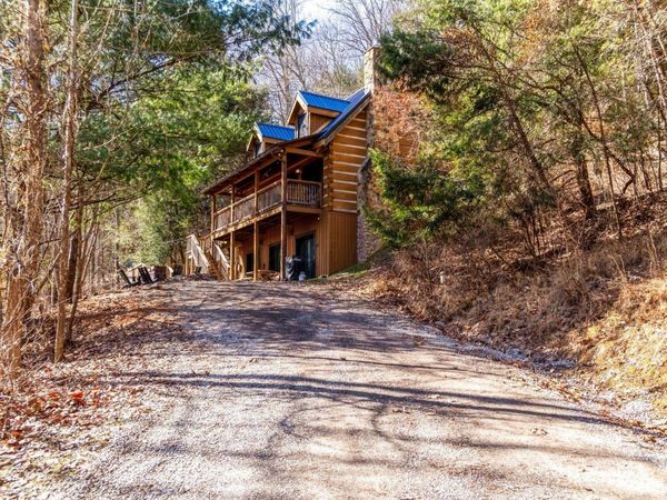 18591 Hockman Road, Rockbridge, OH 43149