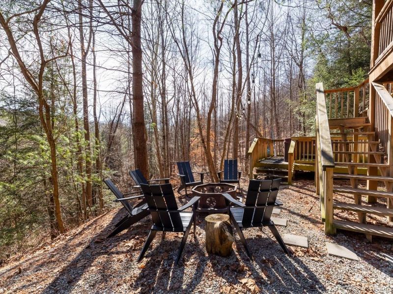 18591 Hockman Road, Rockbridge, OH 43149 Photo 3