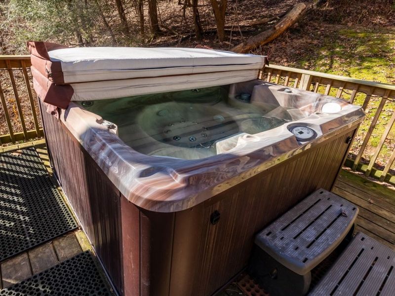 18591 Hockman Road, Rockbridge, OH 43149 Photo 5