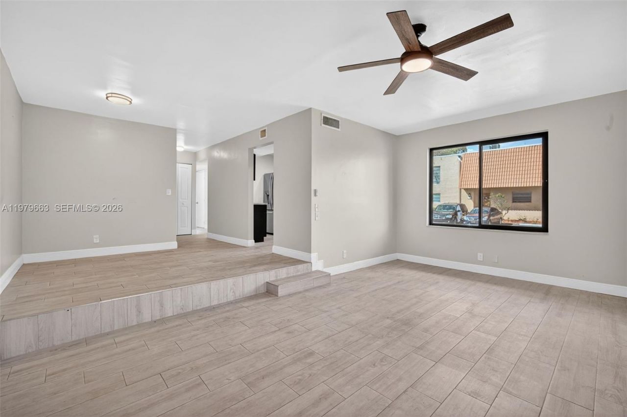 1451 NW 92nd Ave, Unit 191, Pembroke Pines, FL 33024 Photo