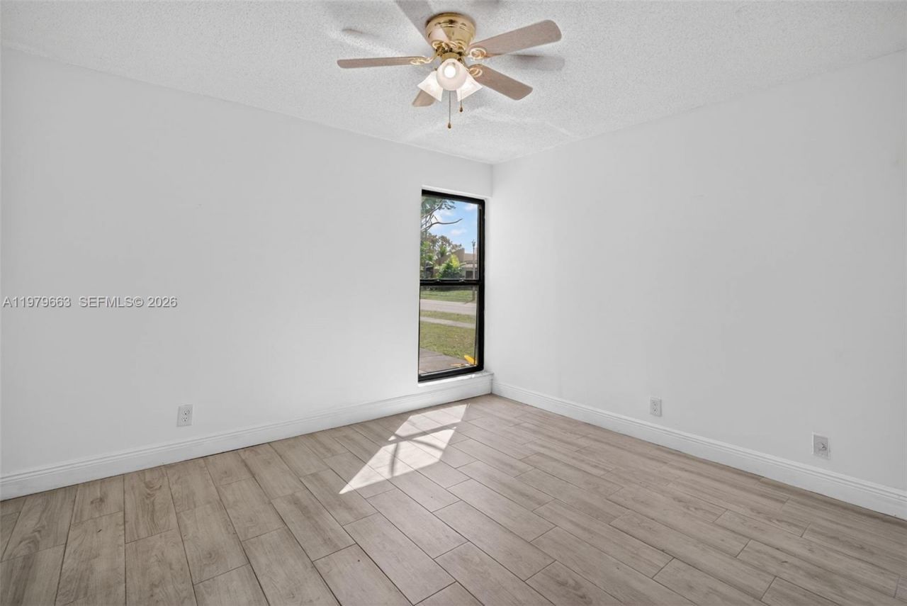 1451 NW 92nd Ave, Unit 191, Pembroke Pines, FL 33024 Photo