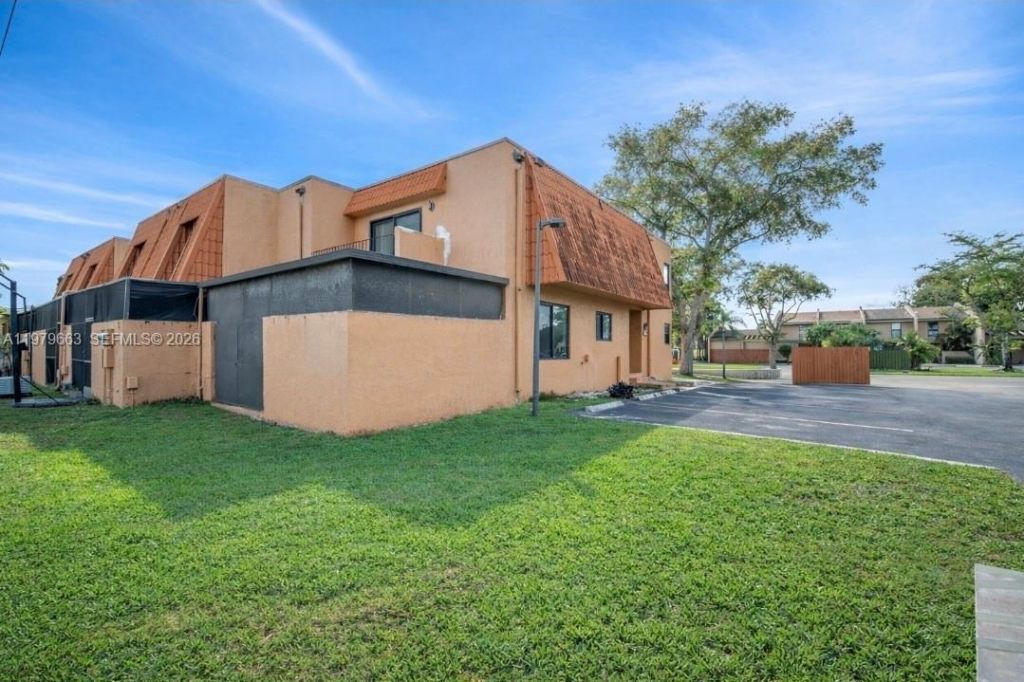 1451 NW 92nd Ave, Unit 191, Pembroke Pines, FL 33024 Photo