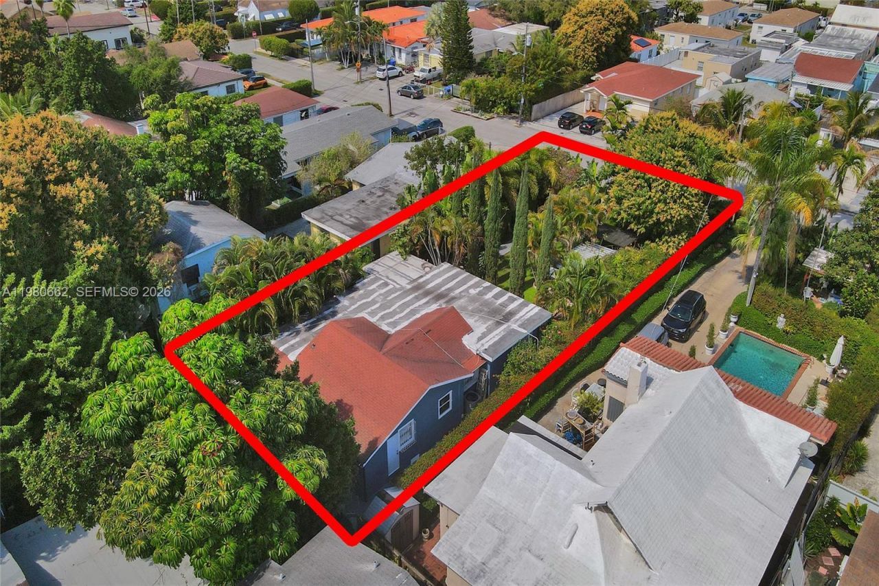 2258 SW 15th St , Miami, FL 33145 Photo