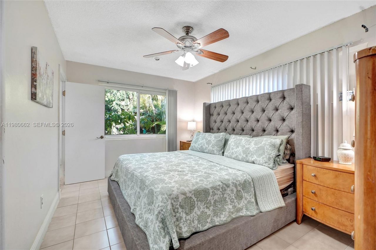 2258 SW 15th St , Miami, FL 33145 Photo