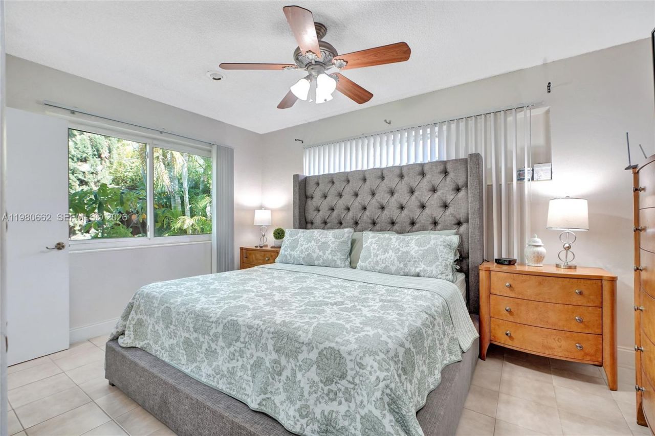 2258 SW 15th St , Miami, FL 33145 Photo