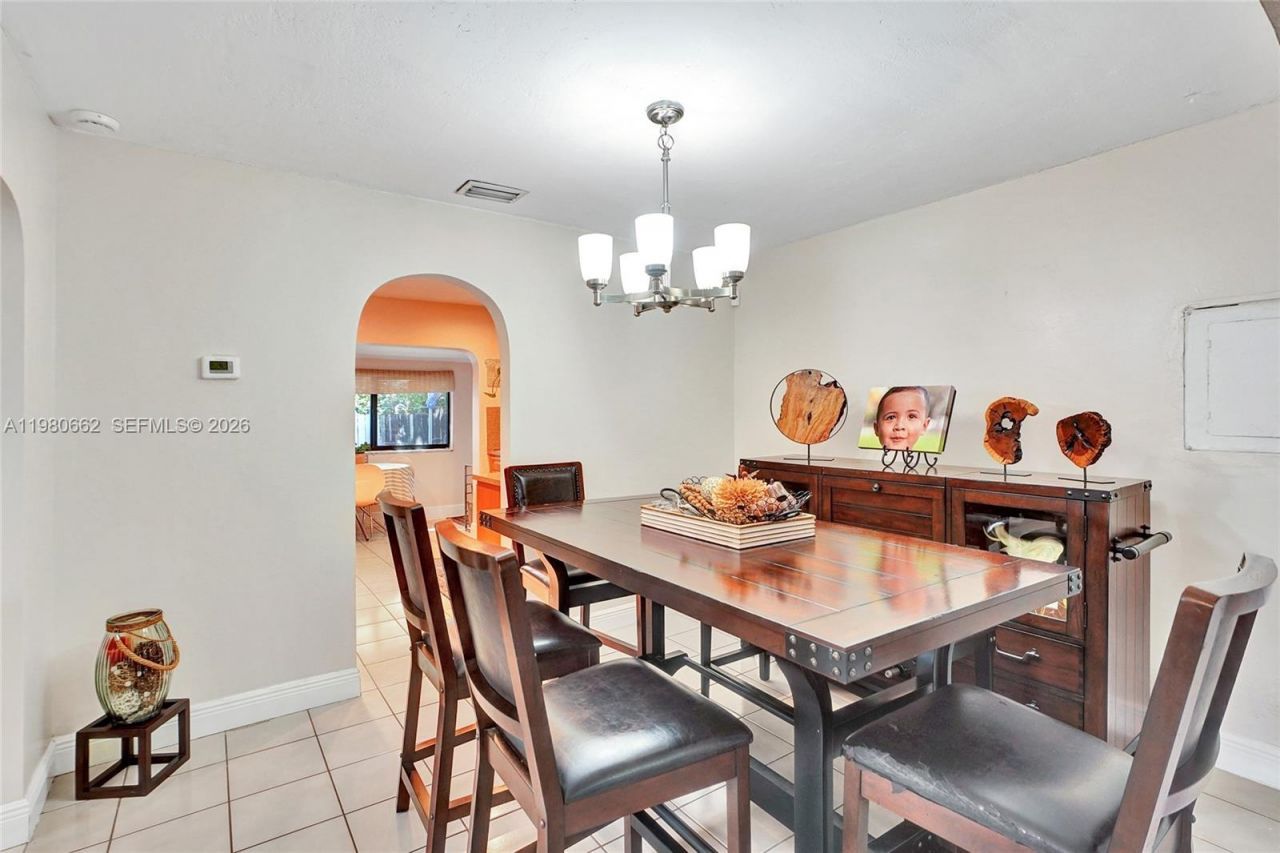 2258 SW 15th St , Miami, FL 33145 Photo