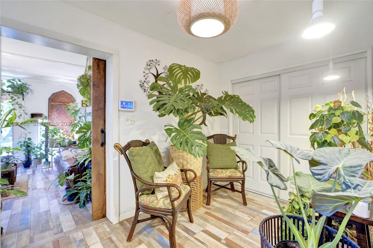 2258 SW 15th St , Miami, FL 33145 Photo