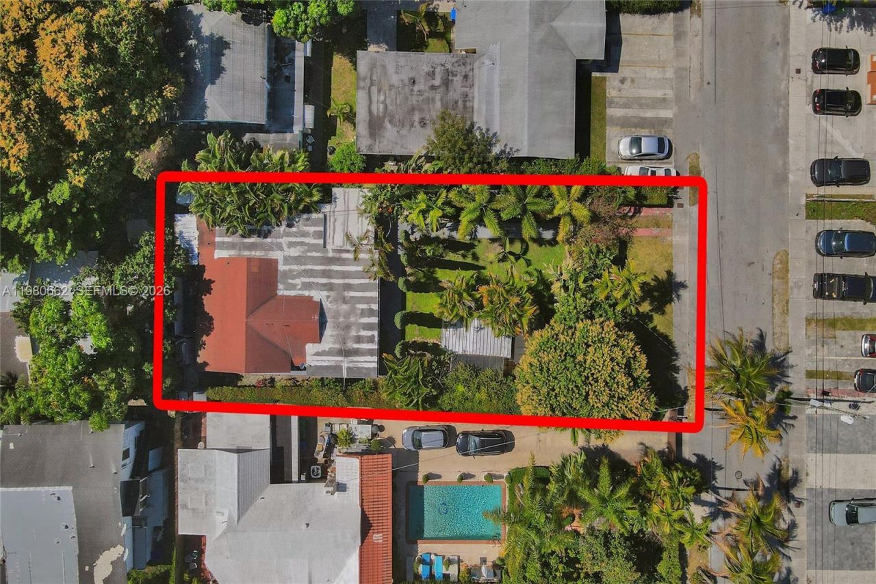 2258 SW 15th St , Miami, FL 33145 Photo