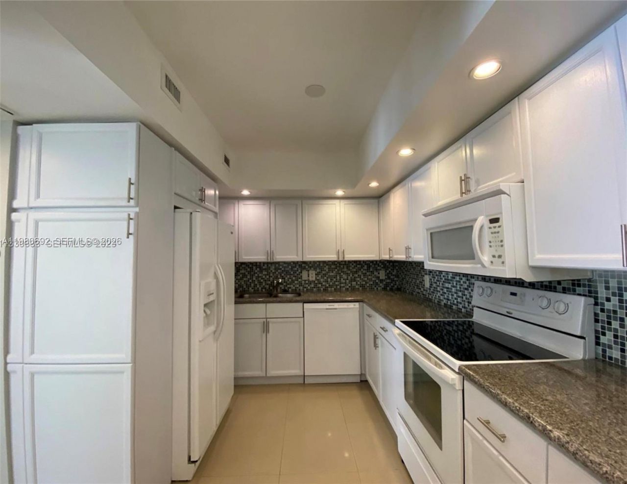 5600 Collins Ave , Unit 9Y, Miami Beach, FL 33140 Photo