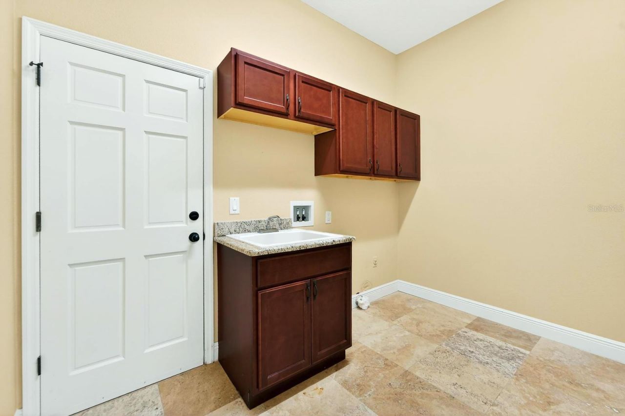 4610 Clarksdale Lane, Brandon, FL 33511 Photo