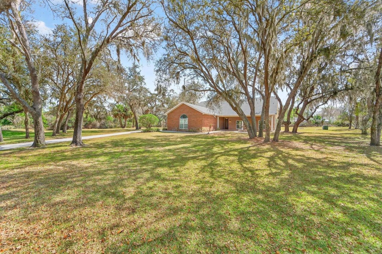 4610 Clarksdale Lane, Brandon, FL 33511 Photo