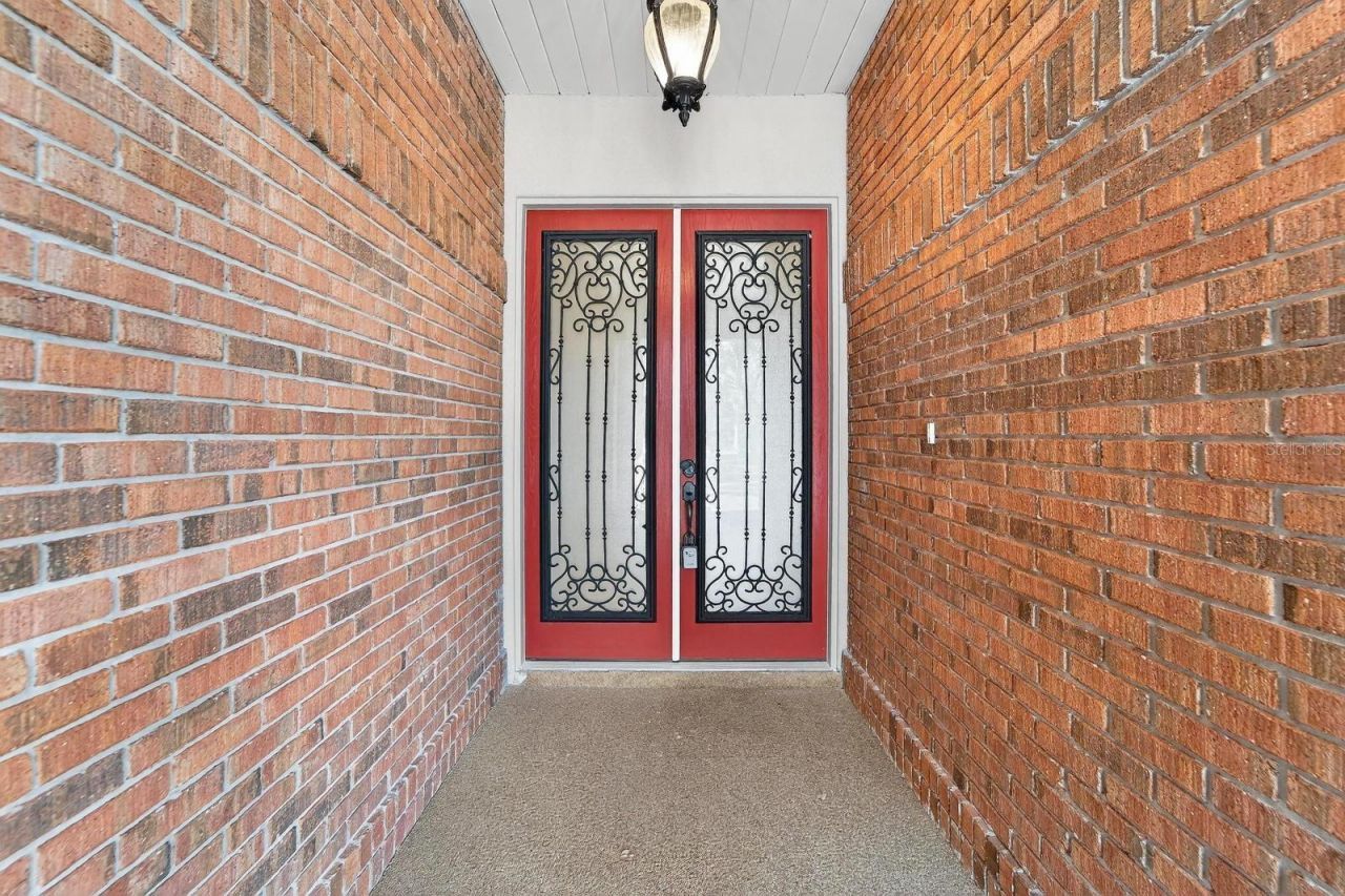 4610 Clarksdale Lane, Brandon, FL 33511 Photo