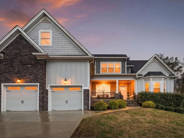 8703 Skybrook Drive, Ooltewah, TN 37363