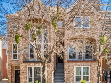 2906 Thomas Avenue, Dallas, TX 75204