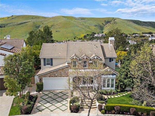 33 Christopher Street, Ladera Ranch, CA 92694