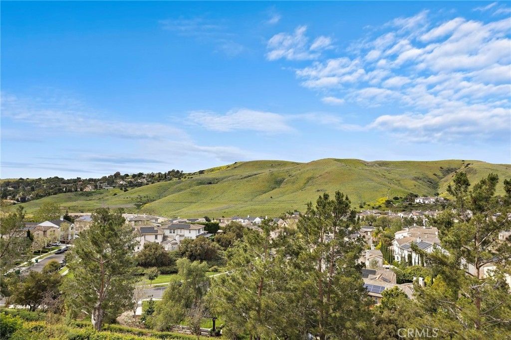 33 Christopher Street, Ladera Ranch, CA 92694 Main Photo