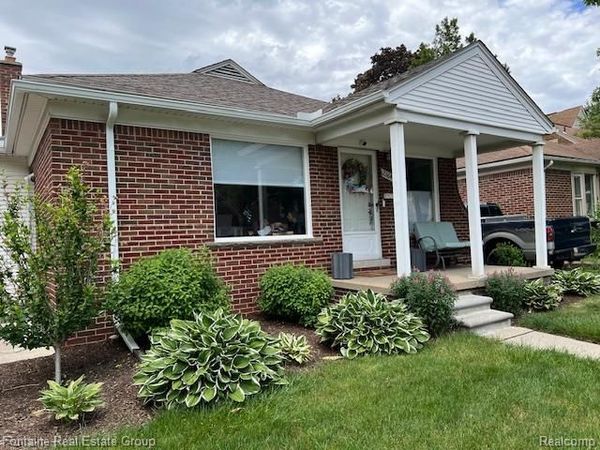 23640 Hollander Street, Dearborn, MI 48128