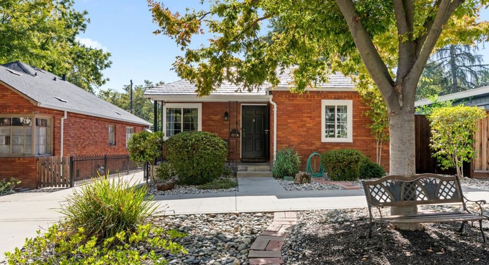 2214 U St, Sacramento, CA 95818 Photo