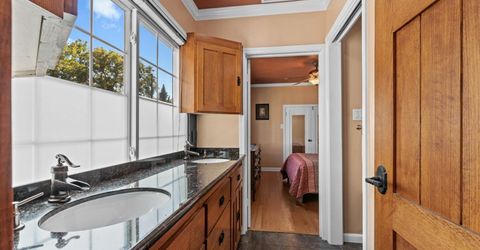 2214 U St, Sacramento, CA 95818 Photo