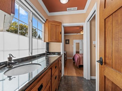 2214 U St, Sacramento, CA 95818 Photo