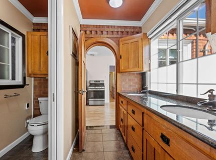 2214 U St, Sacramento, CA 95818 Photo